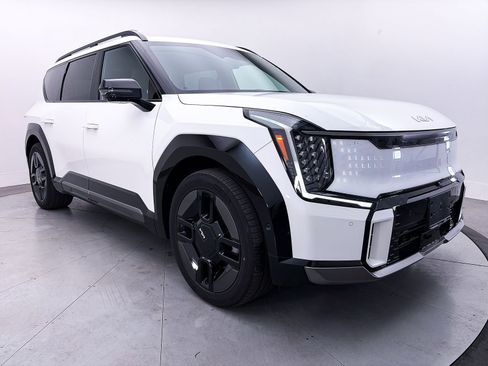 Used 2024 Kia EV9 GT-Line AWD/4WD image 13