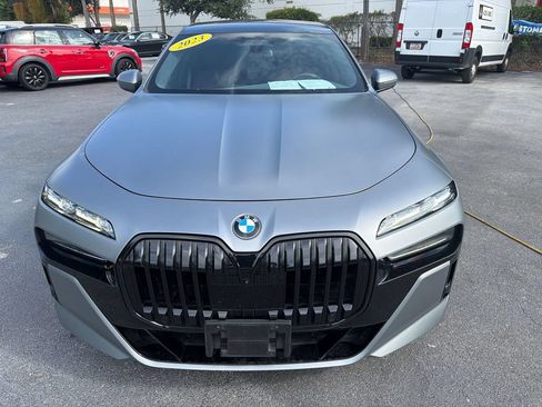 Used 2023 BMW 760i xDrive w/ Executive Package AWD/4WD image 3
