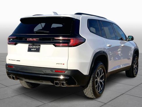 Used 2024 GMC Acadia AT4 w/ Luxury Package image 12