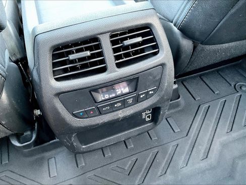 Used 2020 Honda Pilot EX-L image 10