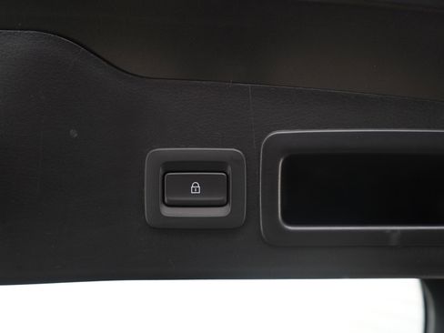 Used 2021 MAZDA MAZDA3 Hatchback w/Premium Plus Pkg image 10