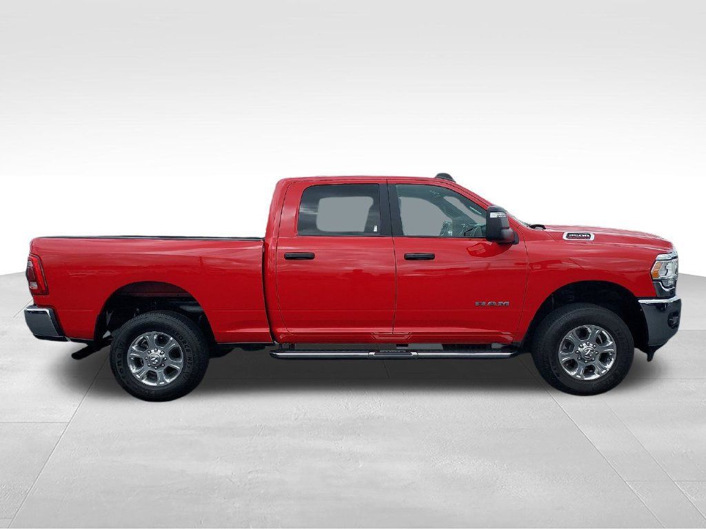 Used 2024 RAM 2500 Big Horn w/ Safety Group AWD/4WD image 6