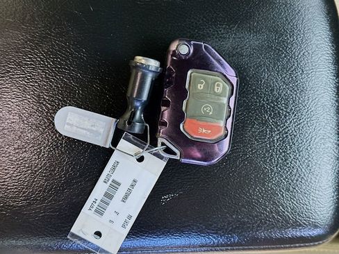 Used 2019 Jeep Wrangler Unlimited Sport S image 35