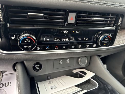 New 2026 Nissan Rogue Platinum w/ Platinum Premium Package image 19