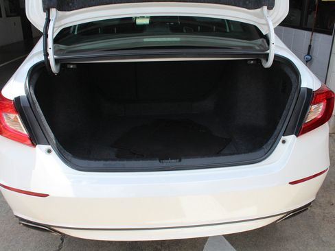Used 2022 Honda Accord Sport image 22