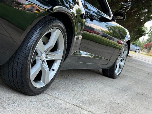 Used 2011 Chevrolet Camaro SS RWD image 36
