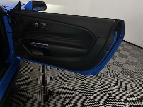 Used 2024 Ford Mustang Premium image 27