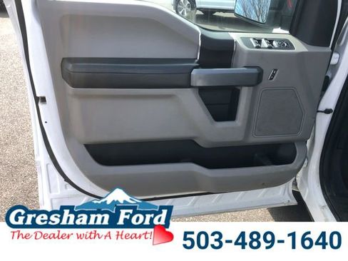 Used 2018 Ford F150 XLT w/ Trailer Tow Package image 12