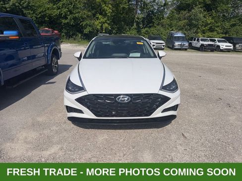 Used 2021 Hyundai Sonata SEL w/ Convenience Package FWD image 2