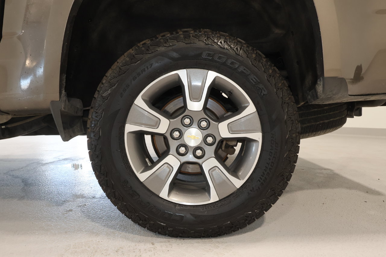 Used 2015 Chevrolet Colorado Z71 AWD/4WD image 20