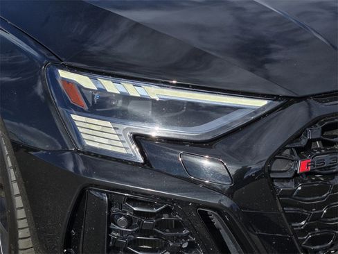 Used 2022 Audi RS 3 image 8