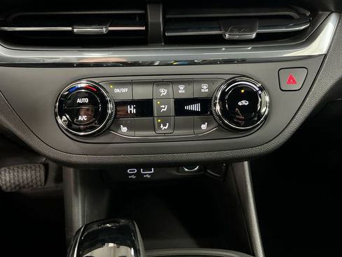 New 2026 Buick Envista Preferred w/ Convenience I Package FWD image 17
