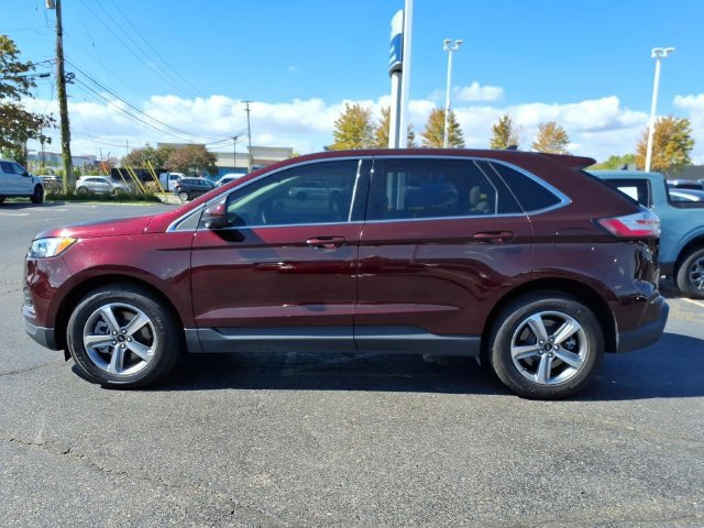Used 2024 Ford Edge SEL w/ Convenience Package AWD/4WD image 6