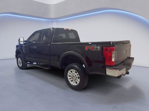Used 2017 Ford F250 XLT w/ FX4 Off-Road Package image 5