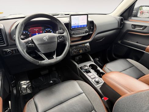 Certified 2023 Ford Bronco Sport Outer Banks w/ Tech Package image 15