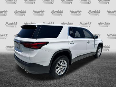 Used 2022 Chevrolet Traverse LS FWD image 10