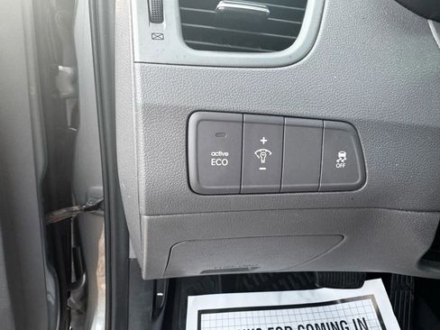 Used 2014 Hyundai Elantra Limited image 15