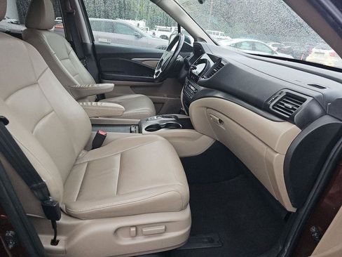 Used 2022 Honda Pilot Special Edition image 17