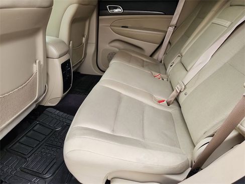 Used 2016 Jeep Grand Cherokee Laredo w/ Quick Order Package 23E image 23