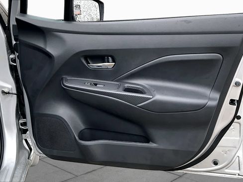 Certified 2025 Nissan Versa SV w/ Trunk Package FWD image 21