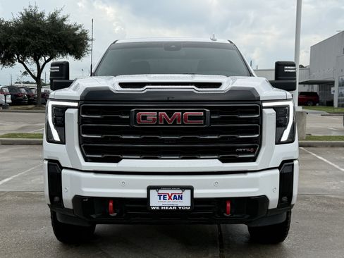 Used 2025 GMC Sierra 2500 AT4 AWD/4WD image 10