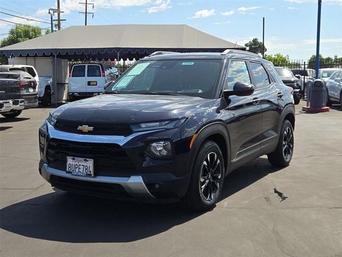 Certified 2021 Chevrolet TrailBlazer LT w/ Premium Seating Package FWD image 32