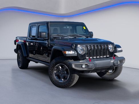 Used 2020 Jeep Gladiator Rubicon image 2