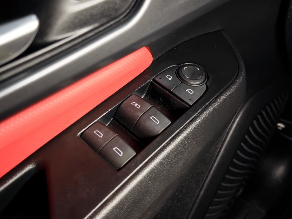 Used 2024 Chevrolet Equinox EV RS w/ LPO, Trailering Package FWD image 7