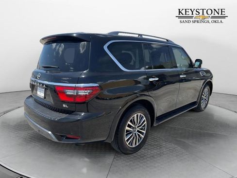 Used 2023 Nissan Armada SL w/ Captain's Chairs Package image 3