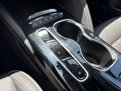 Used 2023 Buick Envision Avenir AWD/4WD image 15