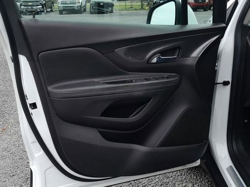Used 2022 Buick Encore Preferred w/ Safety Package FWD image 15