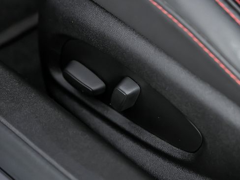 Used 2018 Chevrolet Camaro ZL1 RWD image 30