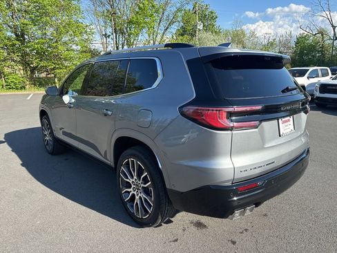 New 2026 GMC Acadia Denali Ultimate w/ LPO, Floor Liner Package AWD/4WD image 5