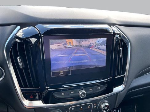 Used 2023 Chevrolet Traverse LT FWD image 21