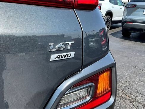 Used 2021 Hyundai Kona Limited AWD/4WD image 23