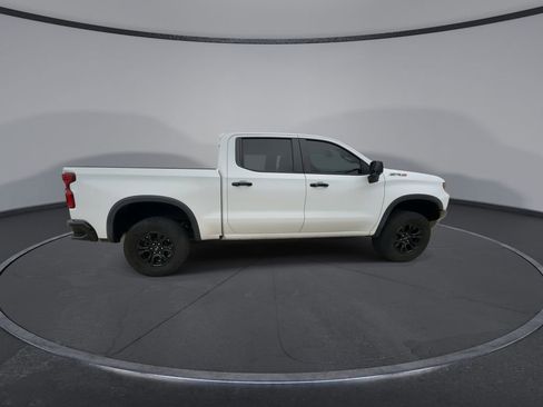 Used 2022 Chevrolet Silverado 1500 ZR2 AWD/4WD image 9