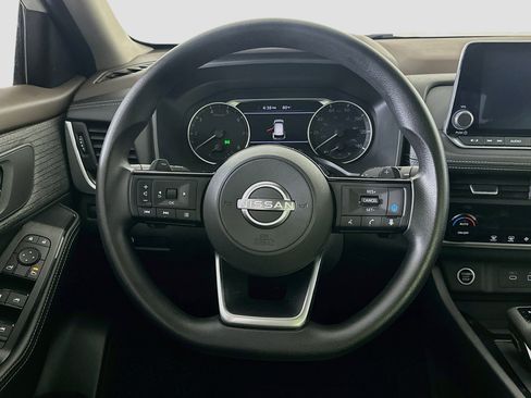 Used 2023 Nissan Rogue SV FWD image 18