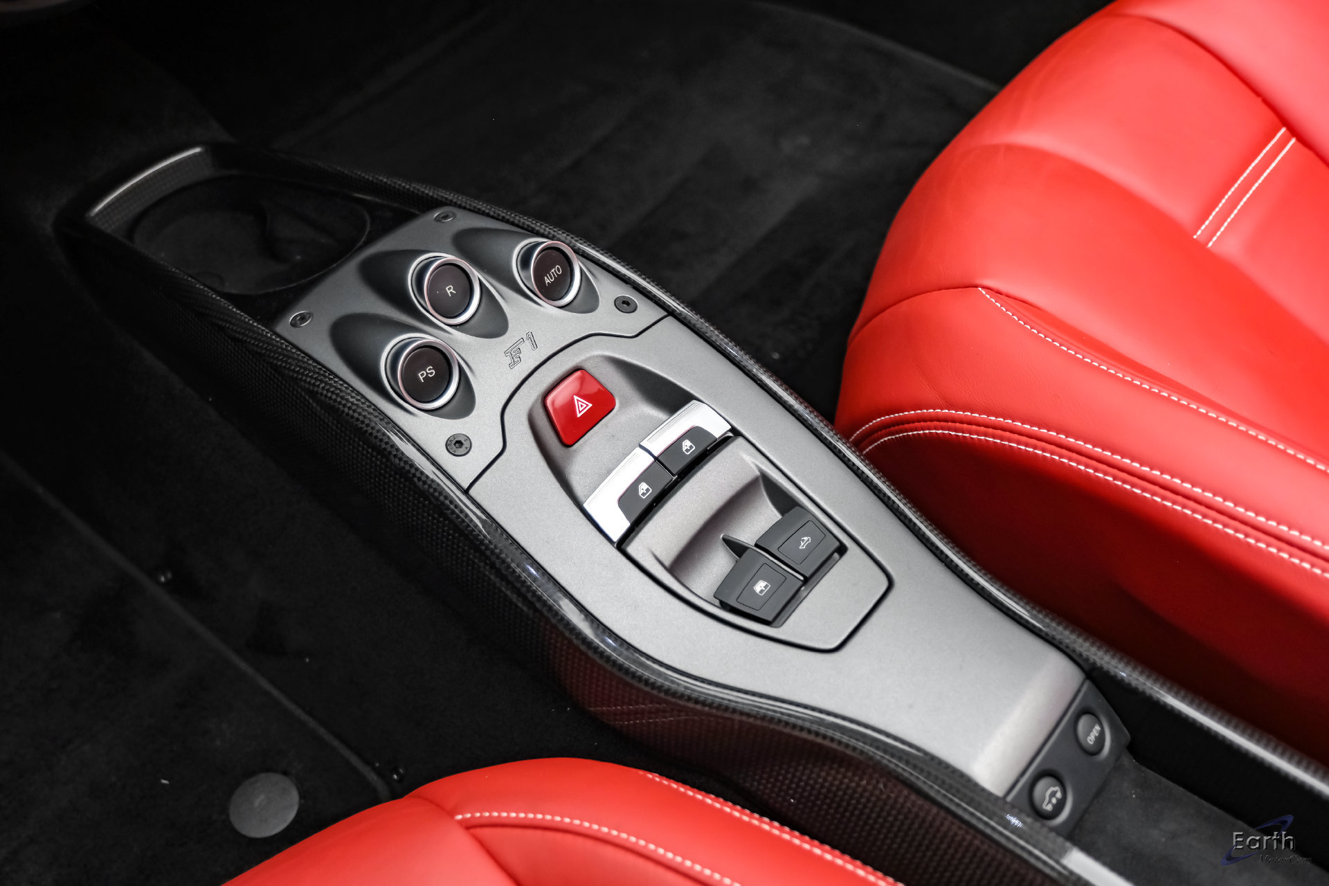 Used 2015 Ferrari 458 Spider RWD image 78