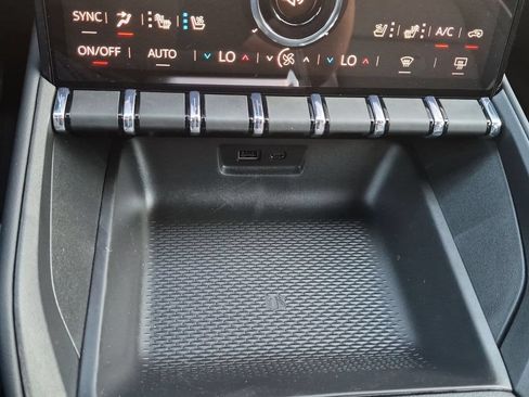New 2027 GMC Terrain Denali w/ LPO, Floor Liner Package AWD/4WD image 29