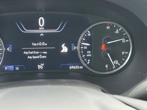 Used 2022 Buick Enclave Premium image 26