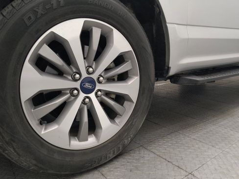 Used 2018 Ford F150 XL w/ Equipment Group 101A Mid RWD image 31