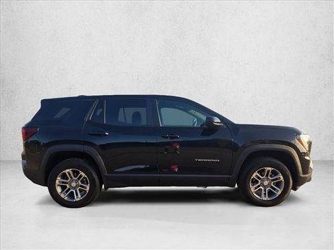 Used 2025 GMC Terrain Elevation FWD image 4