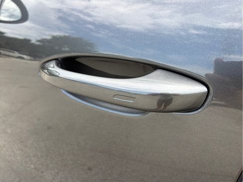 Used 2021 Porsche Cayenne S AWD/4WD image 19