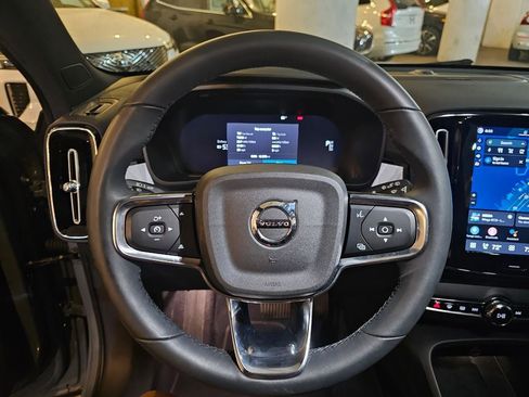 Certified 2023 Volvo XC40 Recharge Ultimate AWD/4WD image 20