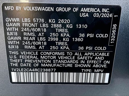 Used 2024 Volkswagen Atlas Cross Sport SE image 34