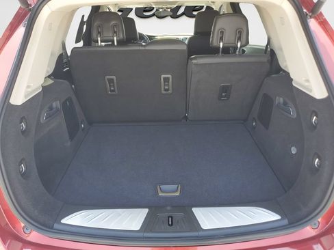 Used 2019 Buick Envision Essence FWD image 9
