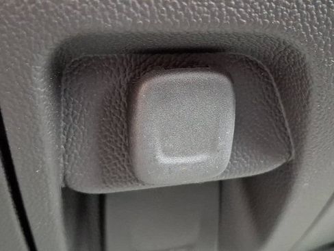 Used 2014 GMC Sierra 1500 SLE w/ SLE Value Package RWD image 28