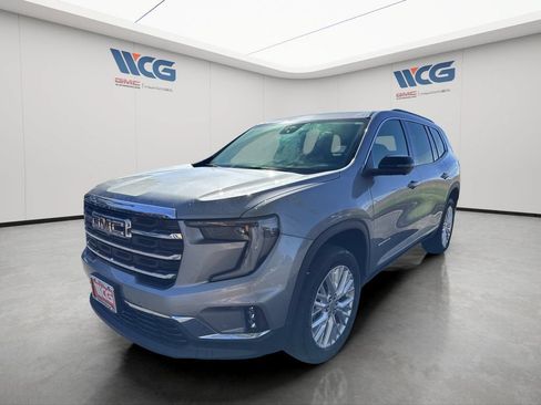 Used 2024 GMC Acadia Elevation w/ Luxury Package AWD/4WD image 7