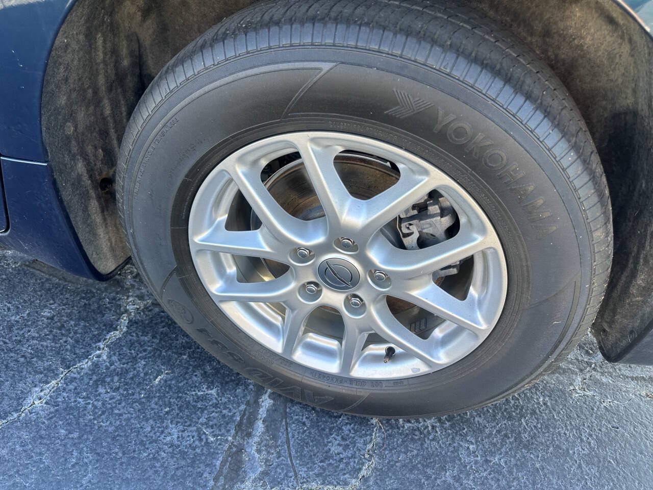 Used 2021 Chrysler Pacifica Touring-L FWD image 6