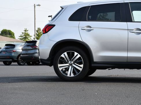 Used 2025 Mitsubishi Outlander Sport ES AWD/4WD image 10